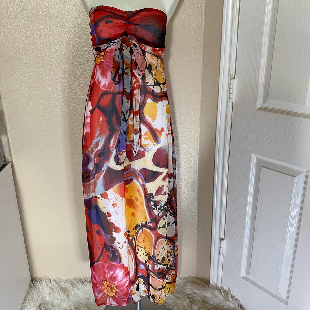 Women multi color maxi dress in XS